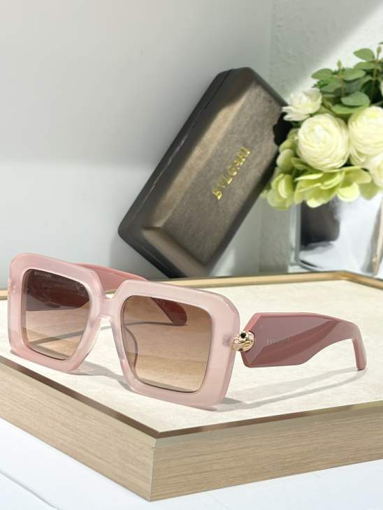 Picture of Bvlgari Sunglasses _SKUfw76226532fw